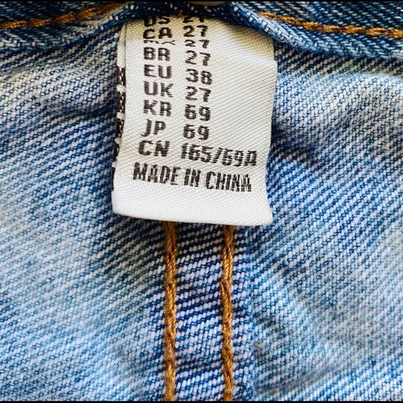 Forever 21 Bleach Dye Cut Off Jean Shorts Sz 27 - Picture 4 of 6